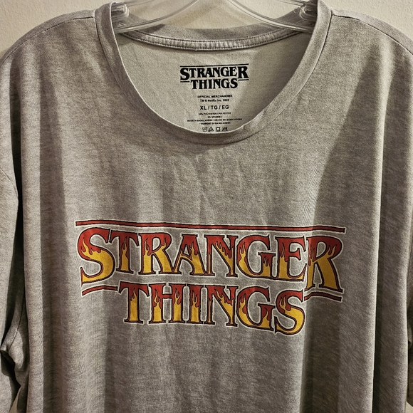 Stranger Things Fire Script Graphic T-shirt | Size XL - Picture 3 of 9